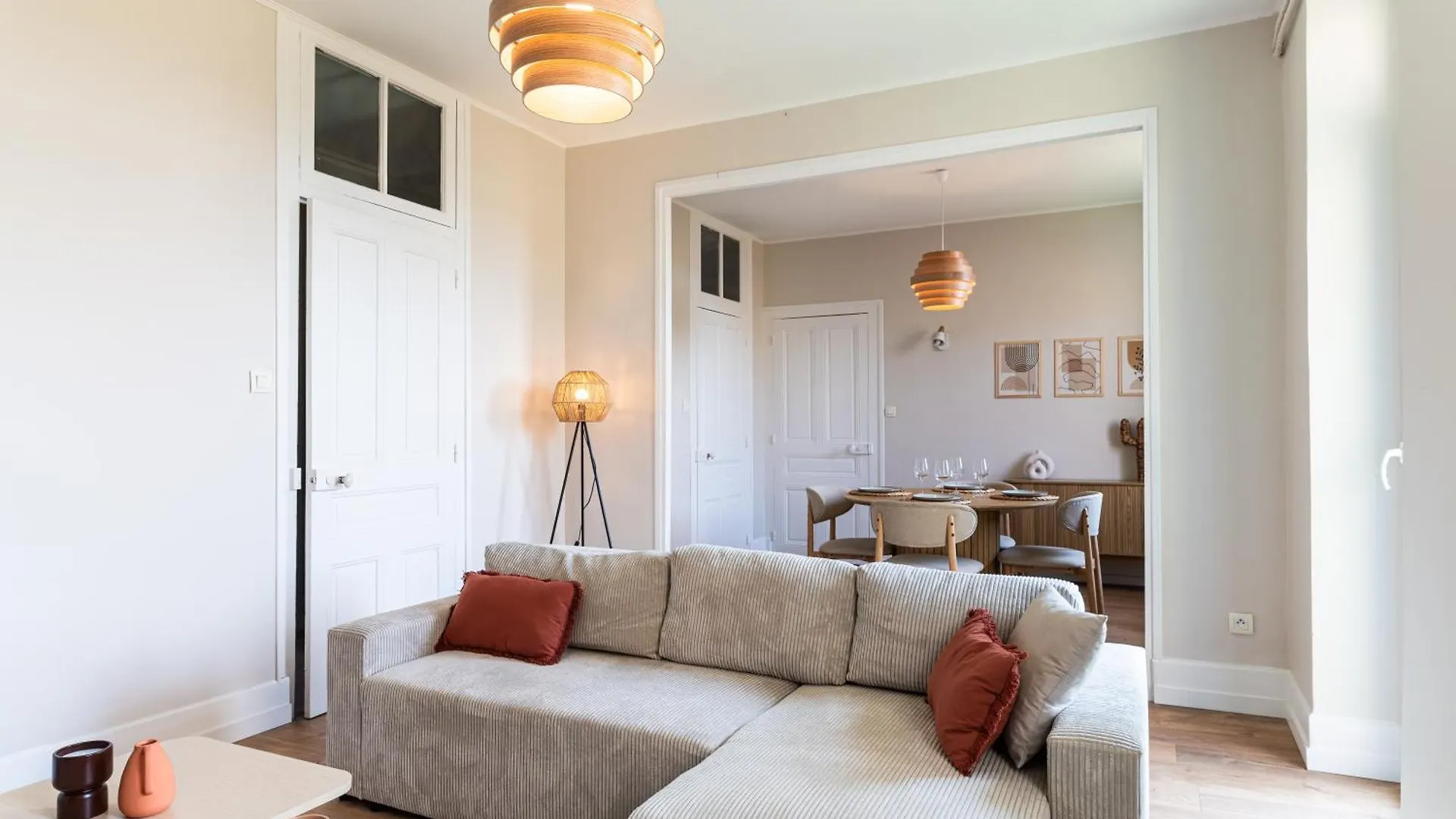 Lejlighed Grand Appartement Lumineux Avec Balcon Bourg-en-Bresse